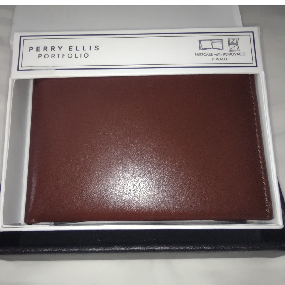 Perry Ellis Portfolio Men's Brown Leather‎ Bifold Wallet Removable ID Case